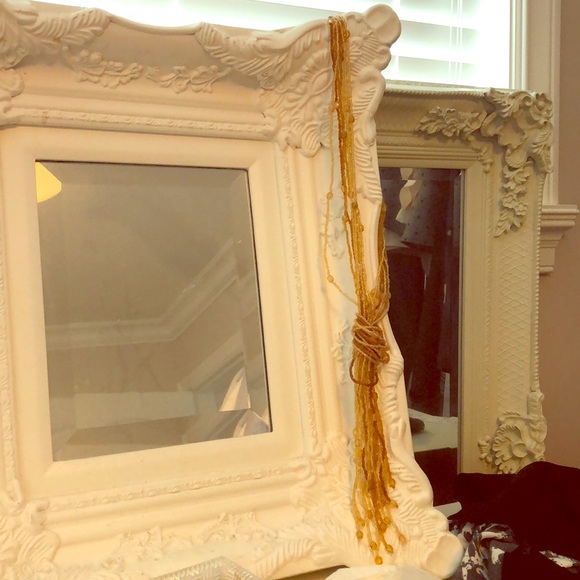 Necklace - Picture 1 of 2